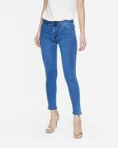 Top shop bán quần jean cho nữ đẹp trên đường CMT8