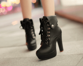 Top shop bán giày boot nữ giá rẻ chất lượng tại TpHCM
