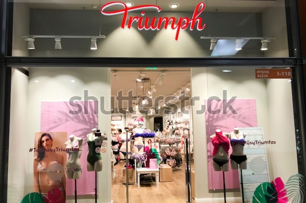 Cửa hàng đồ lót nữ Triumph Quận Tân Phú