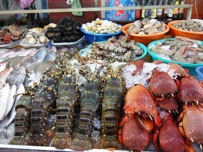 Chợ hải sản tươi sống Đống Đa - Q.Hải Châu, Đà Nẵng