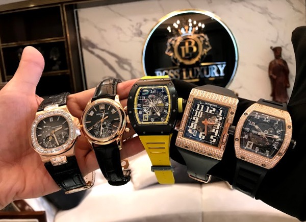 Cửa hàng Đồng hồ Boss Luxury