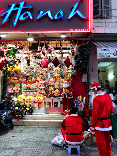 Cửa hàng trang trí tết Hanah Shop - Quận 5