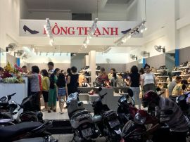 Cửa hàng giày nam nữ Hồng Thạnh Quận 6
