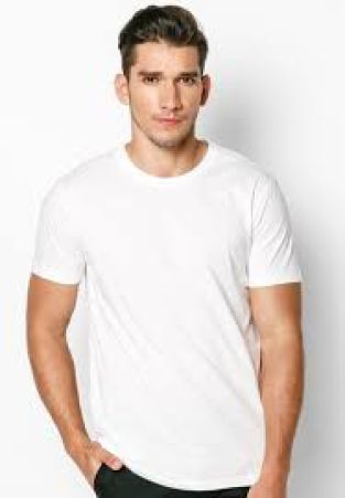 Top những shop áo thun nam trẻ trung tại Quận 4