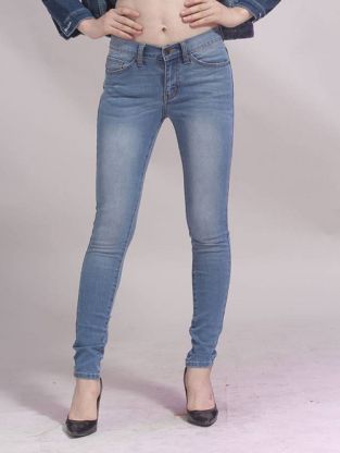 Danh sách shop bán quần jeans cho nữ trên đường Nguyễn Trãi