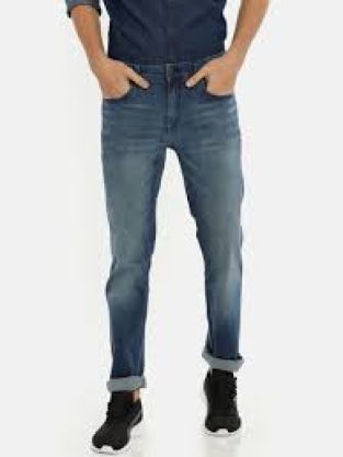 Top 4 shop bán quần jean cho nam đẹp trên đường Huỳnh Tấn Phát