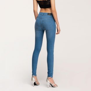 Top shop bán quần jean cao cấp cho nữ tại Quận 1, TP.HCM
