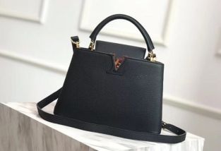 Top shop bán túi xách nữ giá rẻ uy tín tại Củ Chi, TPHCM