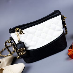 Top shop bán túi xách nữ giá rẻ uy tín tại Quận 4, TPHCM