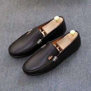 Top shop giày mọi nam giá rẻ uy tín tại Bình Dương