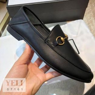 Top shop giày lười nữ giá rẻ uy tín tại Bình Dương