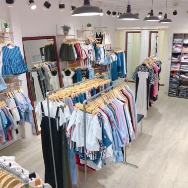 Top 10 shop thời trang nữ trên đường Lê Văn Sỹ