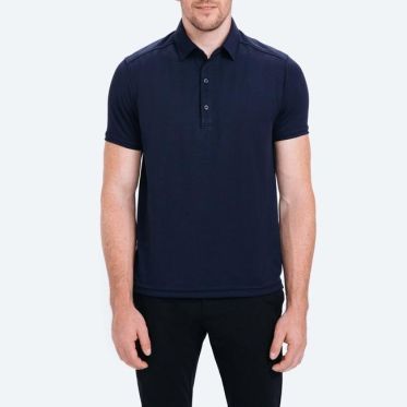 Top những shop bán áo thun polo thanh lịch cho nam tại Quận 10