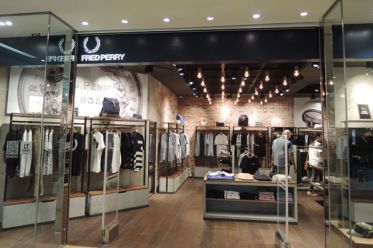 Top 9 shop quần áo nam đẹp trên đường Cách Mạng Tháng 8