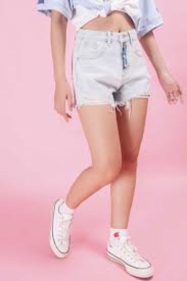 Danh sách shop bán quần short nữ đẹp, trẻ trung trên đường Cách Mạng Tháng 8