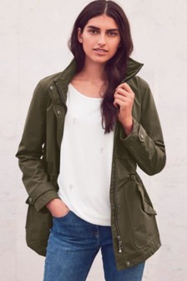 Top shop bán áo khoác cho nữ tại quận Phú Nhuận