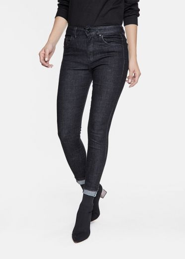 Top shop bán quần jean cho nữ phong cách tại quận Bình Tân