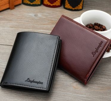 Top shop bán ví da cho nam đẹp, sang trọng tại TP.HCM