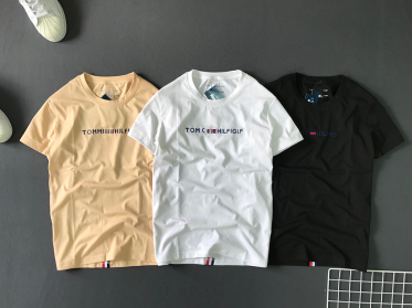 Top shop bán áo thun cho nam giá rẻ tại Quận 3, TP.HCM