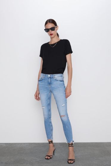 Top shop bán quần jeans cao cấp cho nữ tại Quận 4, TP.HCM