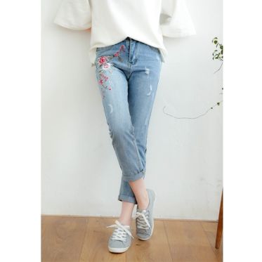 Top shop bán quần jeans nữ giá rẻ tại Quận 5, TP.HCM