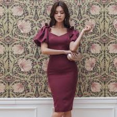 Top shop bán váy đầm dự tiệc cho nữ tại Quận 4, TP.HCM