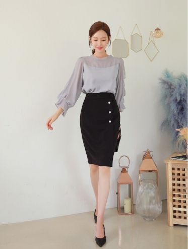 Top shop bán chân váy nữ cao cấp tại Quận 2, TP.HCM