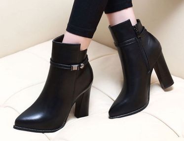Top shop bán giày boot nữ cao cấp chất lượng tại Quận 10, TpHCM