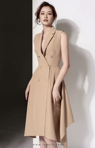 Top shop bán váy đầm vest cho nữ tại Quận 7, TP.HCM