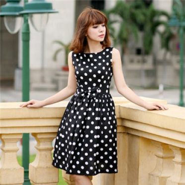 Top shop bán váy đầm nữ giá rẻ tại Quận 10, TP.HCM