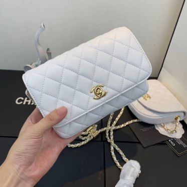 Top shop bán túi xách nữ giá rẻ uy tín tại Nhà Bè, TPHCM