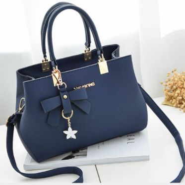 Top shop bán túi xách nữ giá rẻ uy tín tại Quận 10, TPHCM
