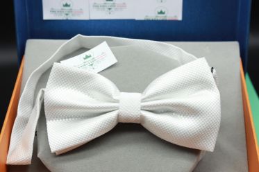 Top shop bán nơ đeo cổ chú rể giá rẻ uy tín tại Bình Chánh, TPHCM